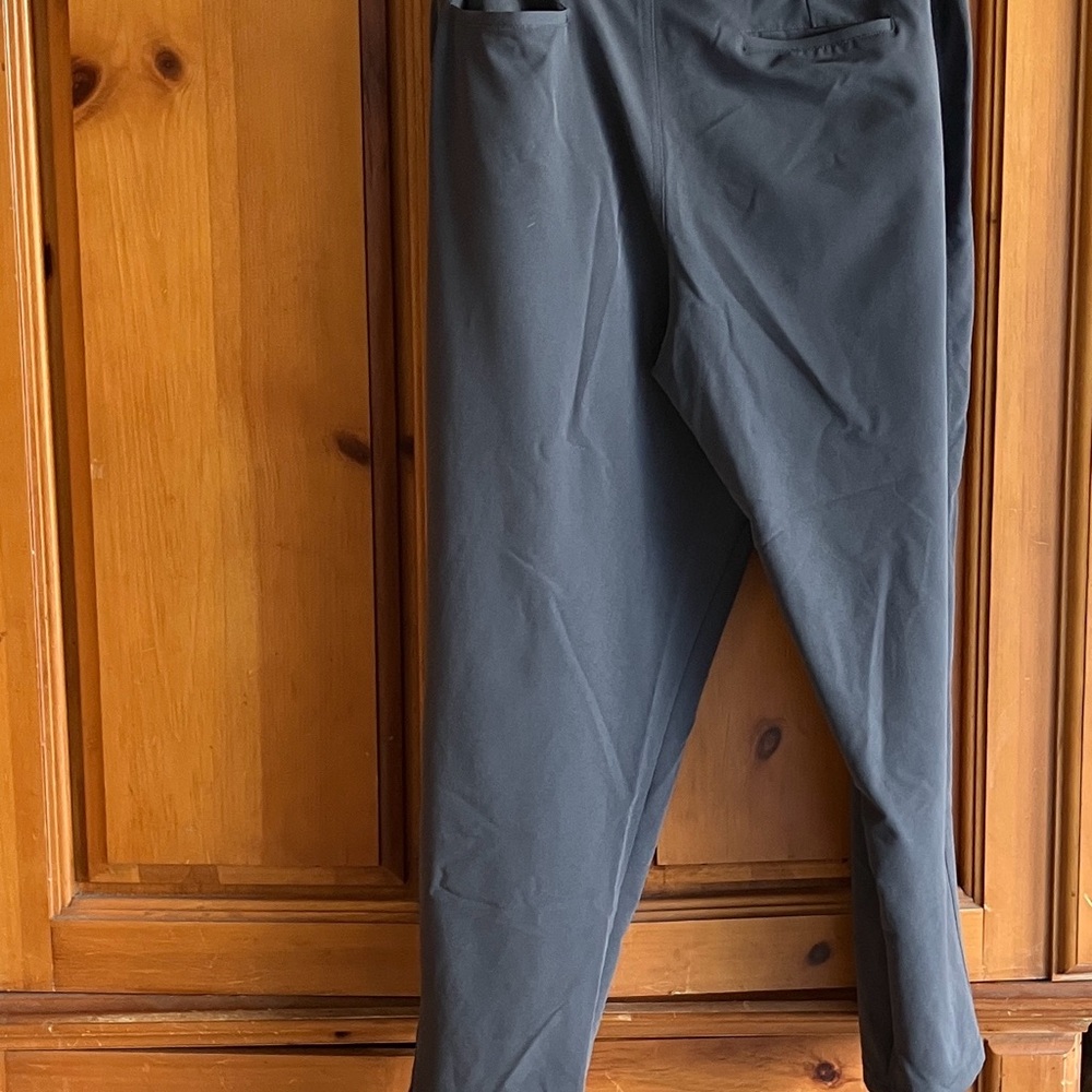 32 Degrees Men's Charcoal Dress Pants